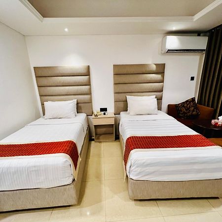 Marino Hotel - Best Near Airport Dhaka Buitenkant foto