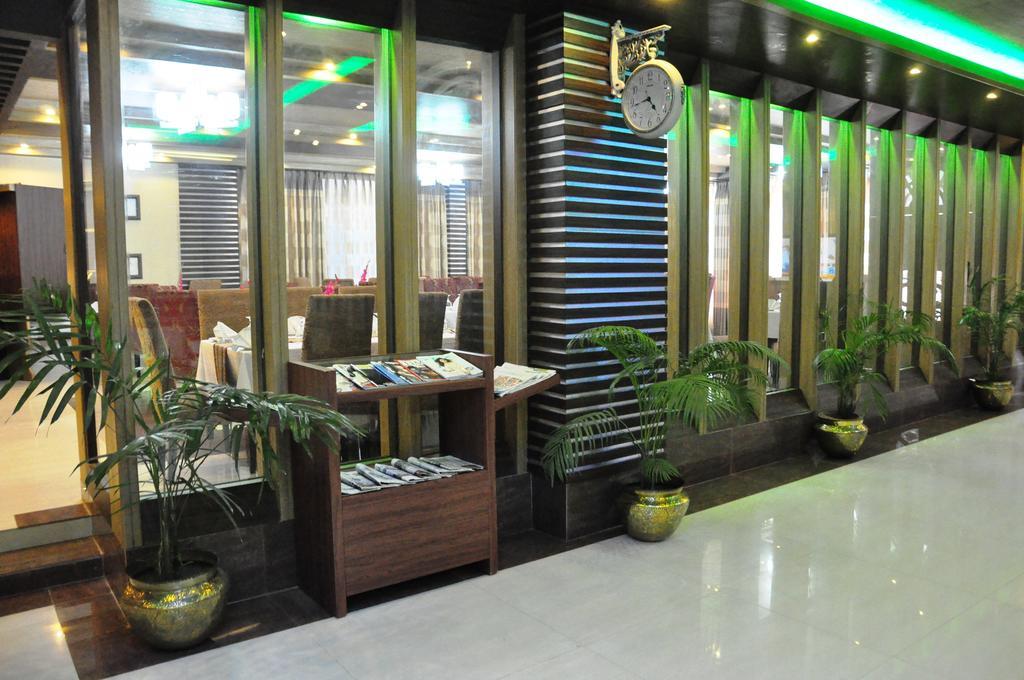 Marino Hotel - Best Near Airport Dhaka Buitenkant foto