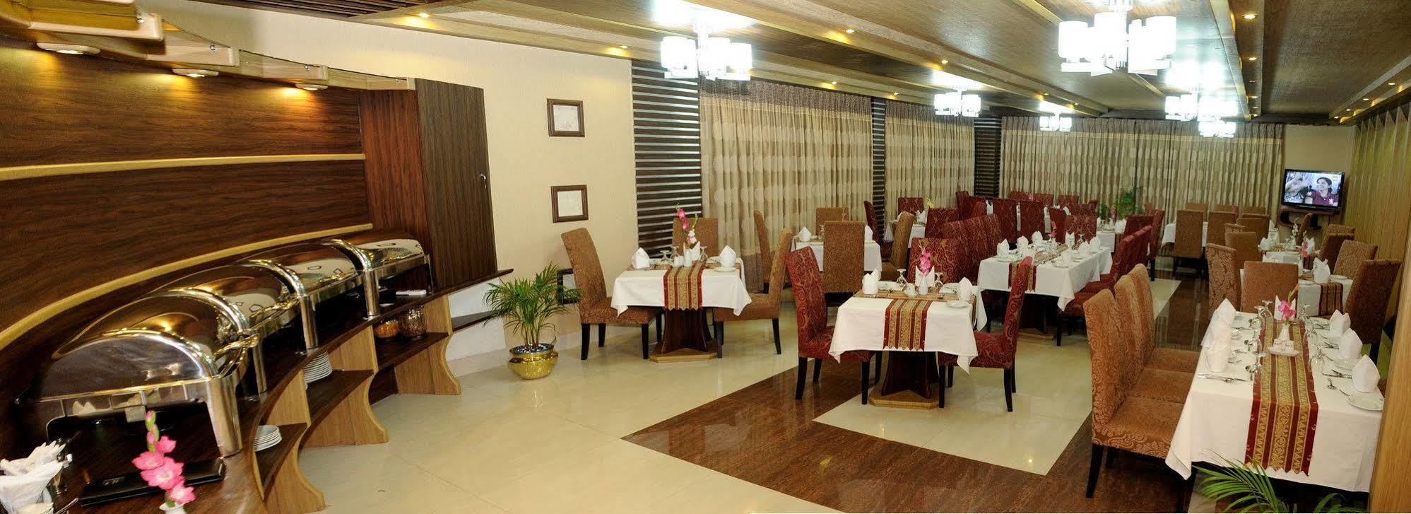 Marino Hotel - Best Near Airport Dhaka Buitenkant foto